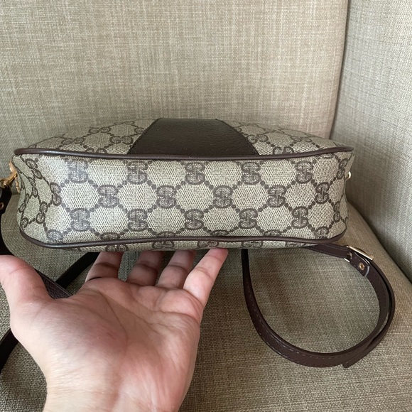 Authentic Gucci vintage web sherry line crossbody bag 156.01.034 (R20) - Picture 5 of 13